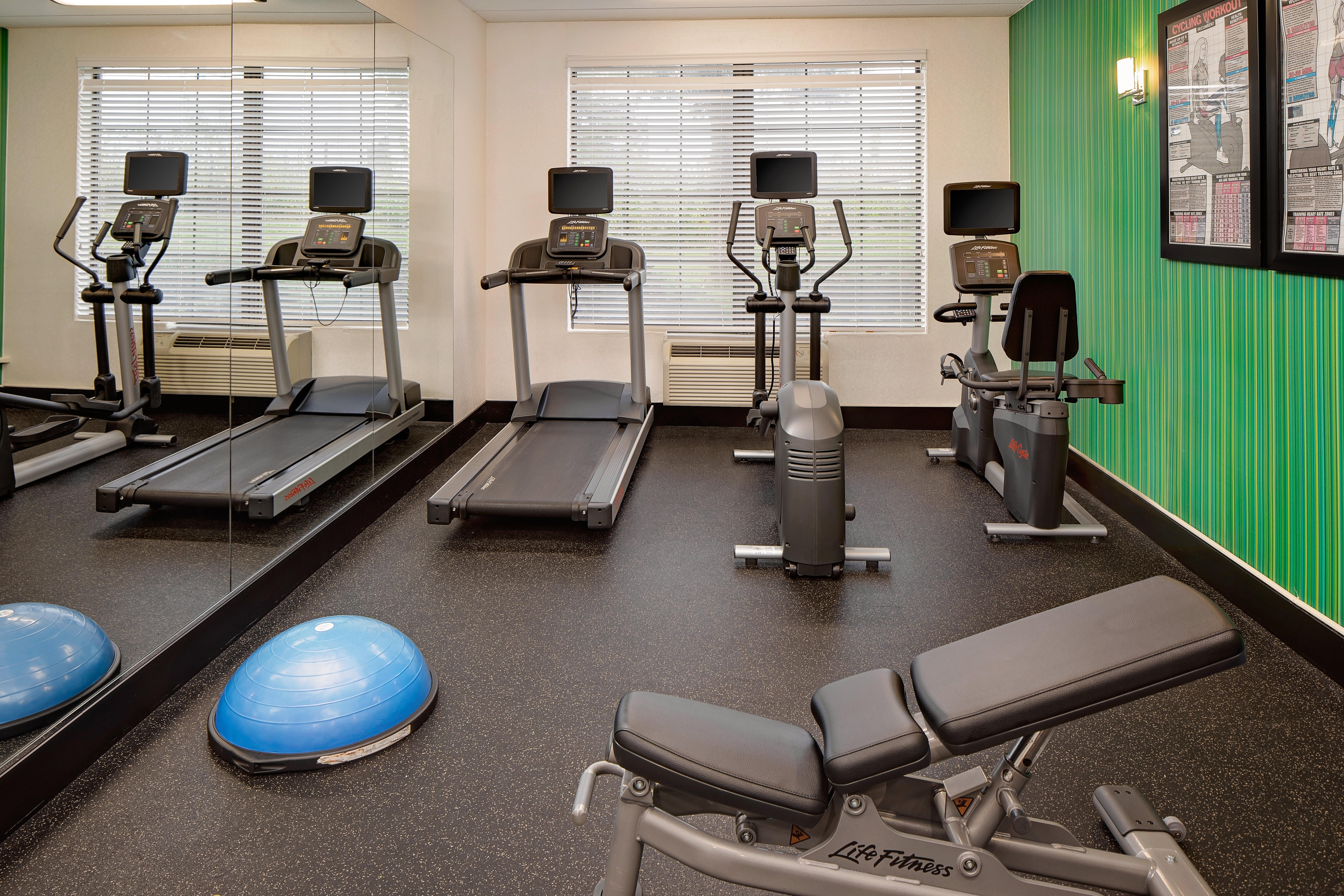 Holiday Inn Express Harrisburg East By Ihg Экстерьер фото