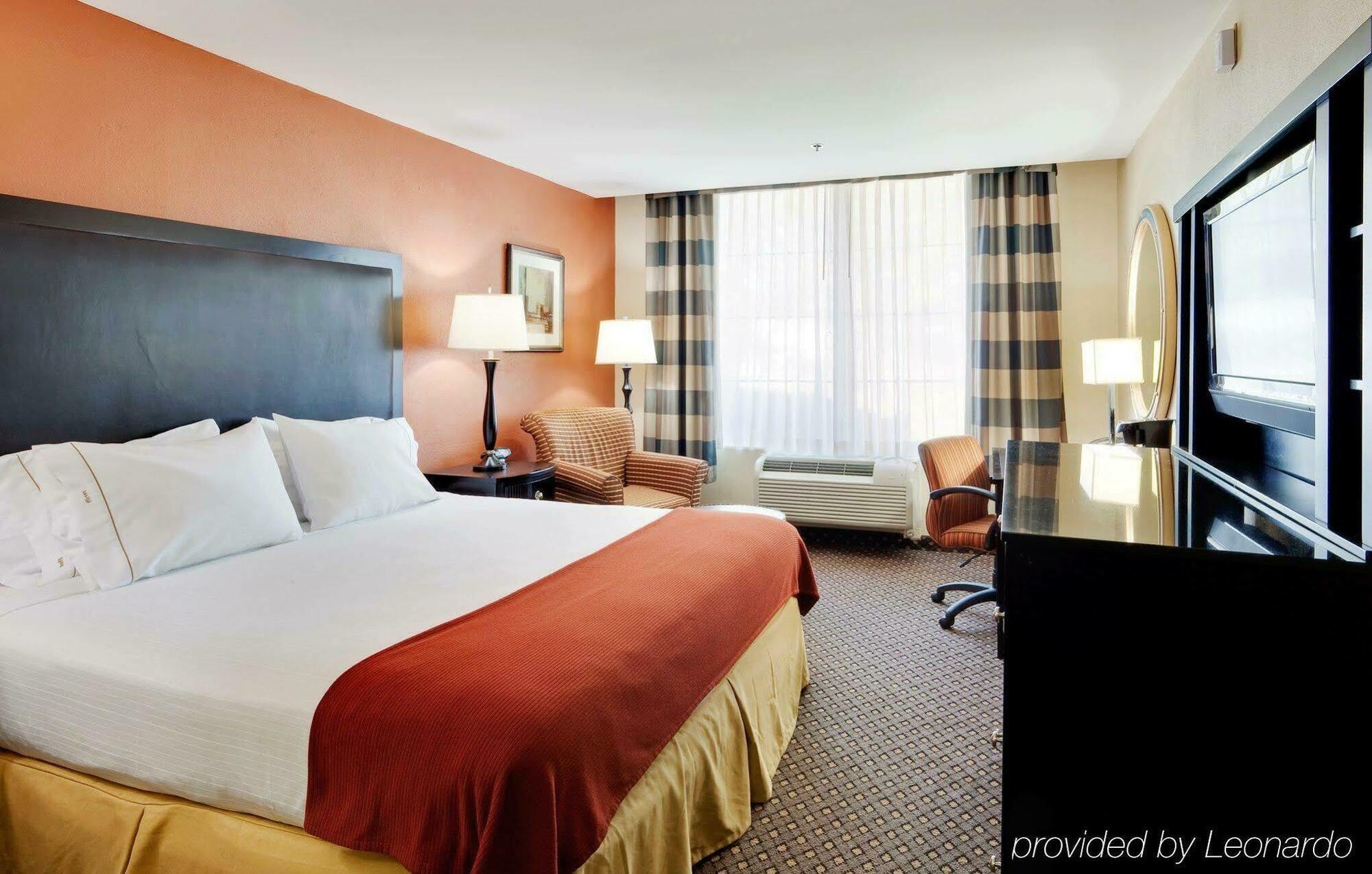 Holiday Inn Express Harrisburg East By Ihg Номер фото